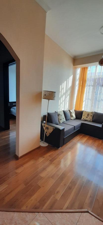 Apartment On Aleksandr Pushkin Street Tbilisi Exterior foto